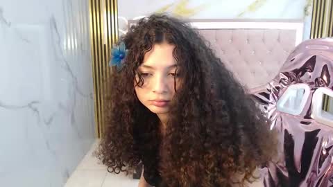 Shalon  online show from January 14, 2025, 4:08 pm