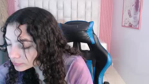 Shalon  online show from November 24, 2025, 1:00 pm