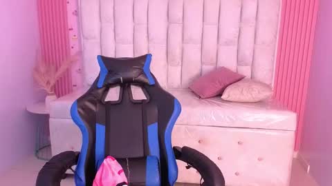 Shalon  online show from March 3, 2026, 1:12 am