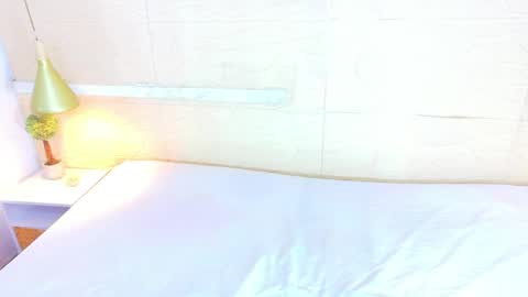 Snapshot of shamira_moore chatting on June 6, 2026, 9:41 pm Catalina online show from June 6, 2026, 9:41 pm