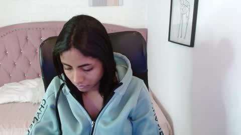 shanelle online show from November 10, 2025, 3:05 am