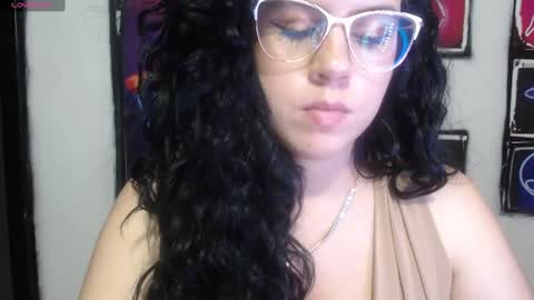 Shanell Moore online show from December 17, 2024, 1:39 am