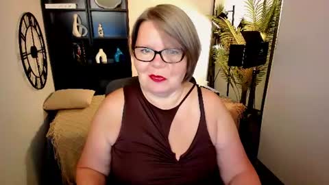 Snapshot of shannonshine chatting on July 10, 2026, 1:14 pm Shannon online show from July 10, 2026, 1:14 pm