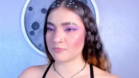 Shanntal  online show from November 13, 2025, 7:46 pm