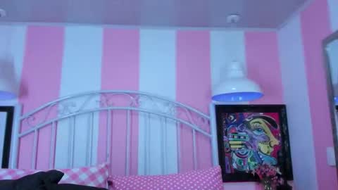 Snapshot of shantal_ferrer3 chatting on September 30, 2025, 5:45 am shantal_ferrer3 online show from September 30, 2025, 5:45 am