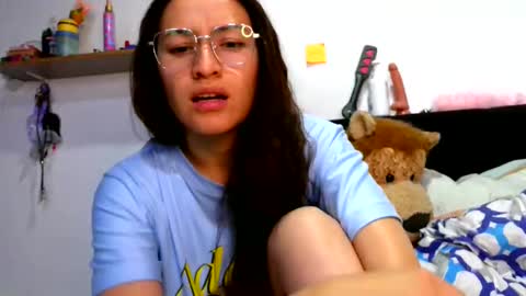 Snapshot of shantaldumont chatting on November 27, 2025, 5:09 am shantaldumont online show from November 27, 2025, 5:09 am