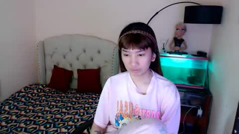 SHANTA FOX  s online show from February 6, 2026, 1:54 am