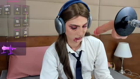 Snapshot of shantall_skinny chatting on November 1, 2025, 3:30 am Shantall online show from November 1, 2025, 3:30 am