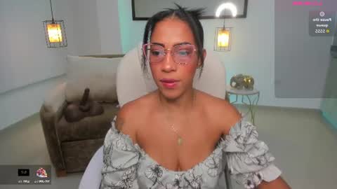 Snapshot of shantall_wills chatting on July 10, 2026, 11:02 am Shantall wills online show from July 10, 2026, 11:02 am