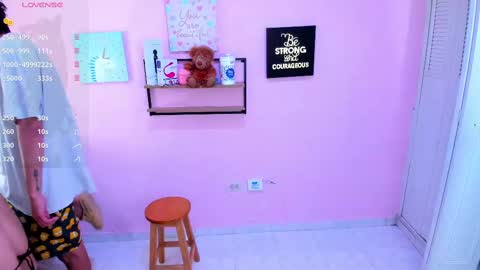 Snapshot of shantals chatting on October 17, 2025, 11:07 pm shantals online show from October 17, 2025, 11:07 pm