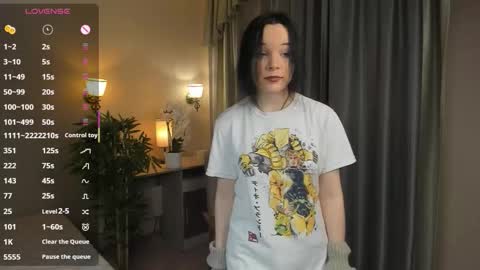 Annie online show from October 22, 2025, 1:06 am