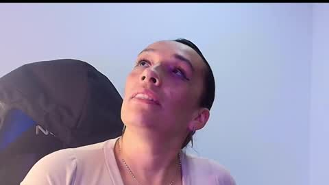 Snapshot of shantey_laurent chatting on January 7, 2026, 7:38 pm shantey online show from January 7, 2026, 7:38 pm