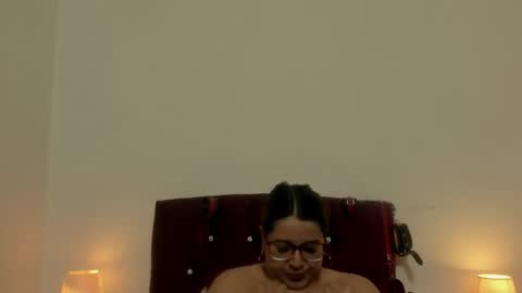 shara_beauty online show from April 9, 2026, 11:54 pm