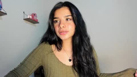 Sara online show from November 8, 2025, 3:29 am