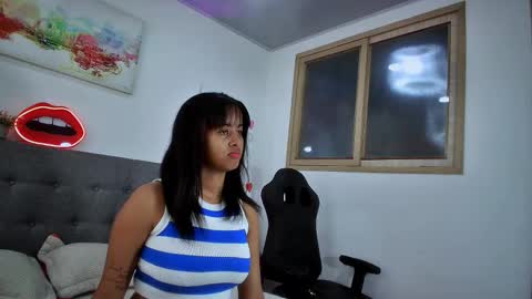 Snapshot of shara_soul chatting on November 19, 2025, 3:12 pm shara_soul online show from November 19, 2025, 3:12 pm