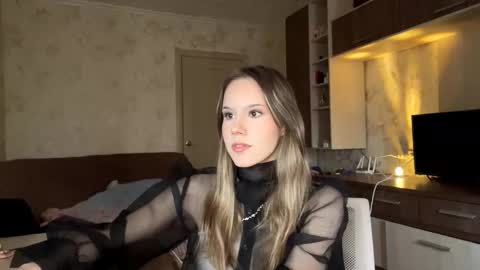 Snapshot of shardamcelhiney chatting on March 1, 2026, 8:16 am Arina online show from March 1, 2026, 8:16 am