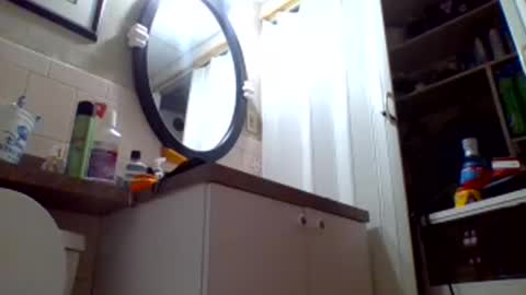 Snapshot of sharko681us chatting on December 16, 2024, 5:49 am Bill online show from December 16, 2024, 5:49 am