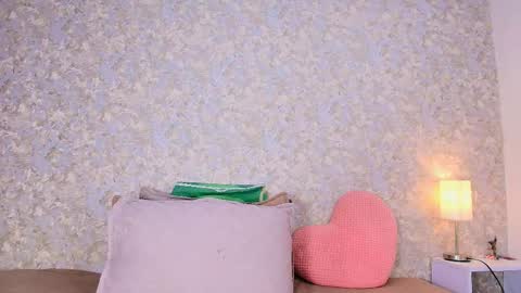 Sharlott online show from October 22, 2025, 3:07 am