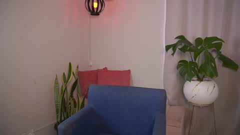 Sharlotte online show from November 4, 2025, 6:29 pm