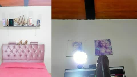 Snapshot of sharlotte_sexx chatting on April 25, 2026, 6:49 pm S online show from April 25, 2026, 6:49 pm