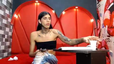 Snapshot of sharon_allan chatting on May 19, 2026, 12:33 pm Sharon online show from May 19, 2026, 12:33 pm