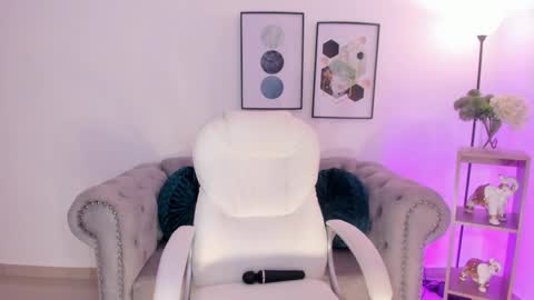 Snapshot of sharon_breezee chatting on November 25, 2025, 5:07 am sharon_breezee online show from November 25, 2025, 5:07 am