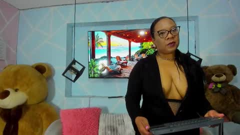 Sharon Noa online show from March 23, 2026, 11:36 am