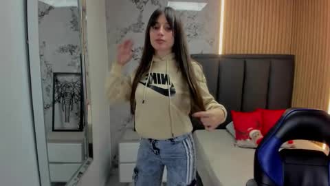 M A G N O  online show from December 5, 2025, 12:47 pm