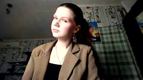 Nika online show from April 30, 2026, 3:40 pm