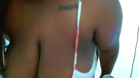 sharonevans1 online show from April 18, 2026, 4:27 am