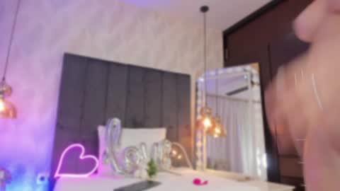Snapshot of sharonn___ chatting on February 5, 2025, 7:07 am Sharon online show from February 5, 2025, 7:07 am