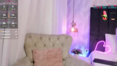 Snapshot of sharonn___ chatting on February 10, 2025, 6:42 am Sharon online show from February 10, 2025, 6:42 am