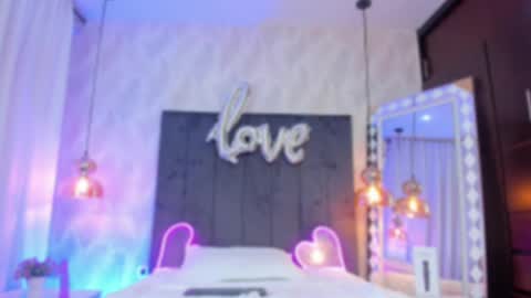 Snapshot of sharonn___ chatting on February 17, 2025, 6:31 am Sharon online show from February 17, 2025, 6:31 am