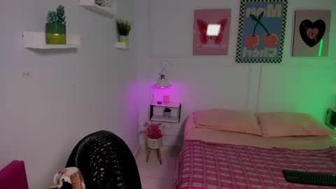 Sharon online show from June 16, 2026, 7:16 pm