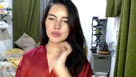 Snapshot of shasha_carreon chatting on May 24, 2026, 12:10 pm shasha online show from May 24, 2026, 12:10 pm