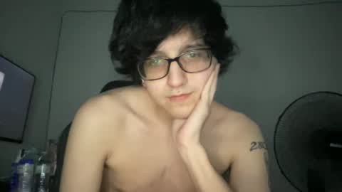 shatterdaddyy online show from January 6, 2025, 1:53 am