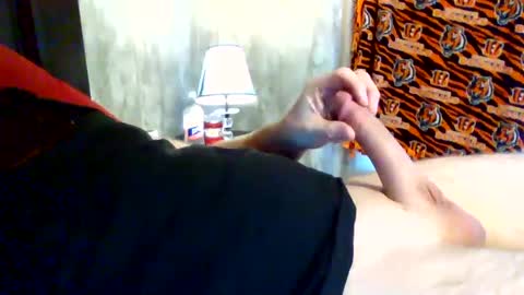 shaun_hatcher31 online show from September 13, 2025, 4:51 pm