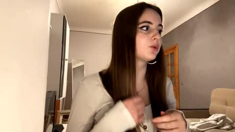 Snapshot of shavonnehaydt chatting on November 11, 2025, 6:19 pm Stefa online show from November 11, 2025, 6:19 pm