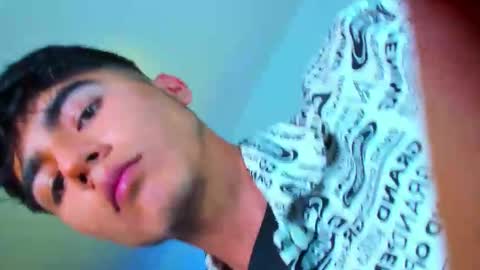 Snapshot of shawn__sanderson chatting on October 19, 2025, 10:54 pm Shawn online show from October 19, 2025, 10:54 pm