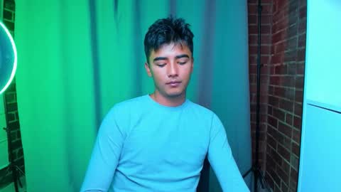 Snapshot of shawn__sanderson chatting on December 15, 2025, 1:48 pm Shawn online show from December 15, 2025, 1:48 pm