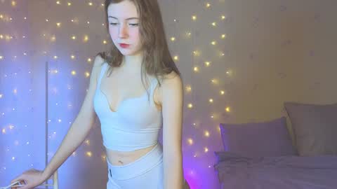 Snapshot of shawty_girl_ chatting on December 12, 2024, 3:37 pm Sonya online show from December 12, 2024, 3:37 pm