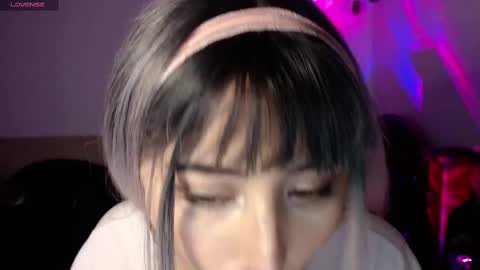 Shayla 3 online show from September 19, 2025, 4:36 am