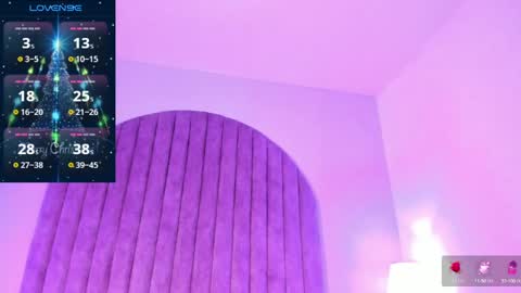 Shayla Davis  online 240 pm - 1000 pm online show from December 17, 2024, 1:18 am