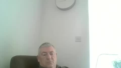 she52 online show from December 9, 2024, 8:44 am