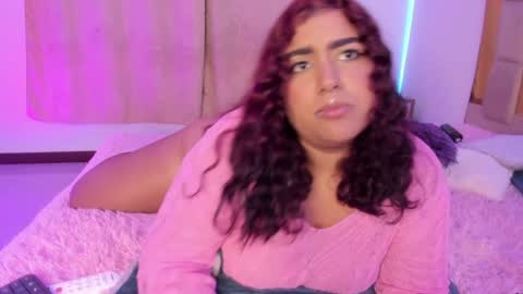 Heidy  online show from December 13, 2024, 3:16 am