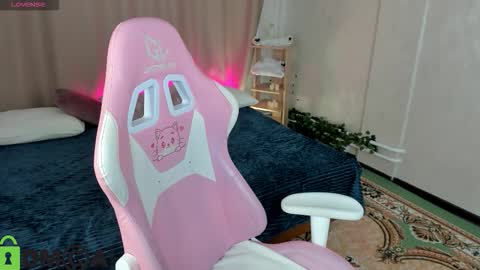 Sheila online show from December 2, 2025, 9:36 am