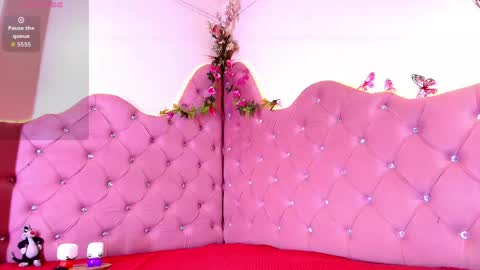 sheilly_brown online show from May 6, 2026, 7:19 pm