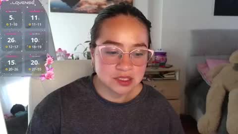 Snapshot of shekina_l chatting on November 24, 2025, 6:51 pm lau online show from November 24, 2025, 6:51 pm