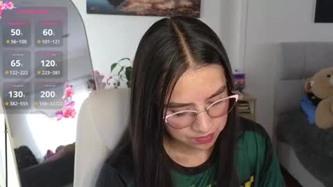 Snapshot of shekina_l chatting on December 1, 2025, 5:51 pm lau online show from December 1, 2025, 5:51 pm