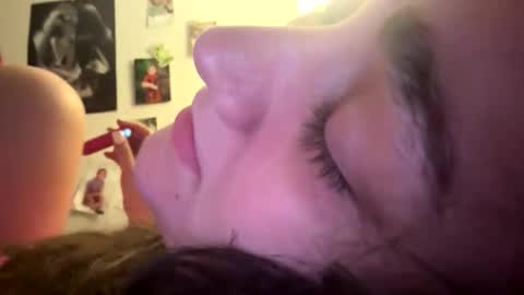 Snapshot of shelbsss17 chatting on March 20, 2026, 12:54 pm shelbsss17 online show from March 20, 2026, 12:54 pm